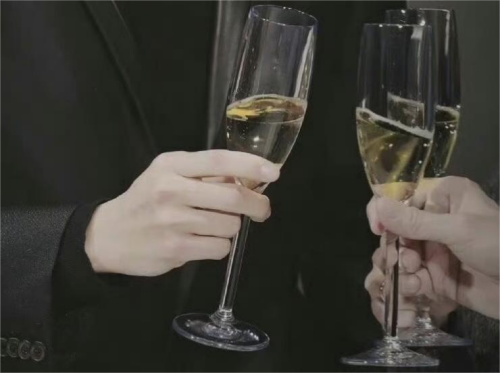 进出口含酒精饮料报关应该若何归类？